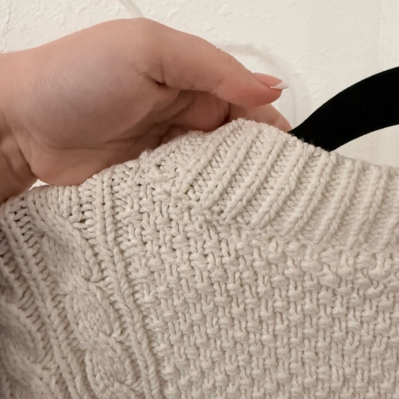 Abercrombie & Fitch Cable Knit Sweater - Cream - Picture 5 of 5